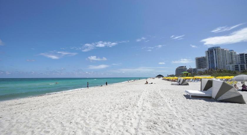 Ocean Spray Hotel Miami Beach Exterior photo